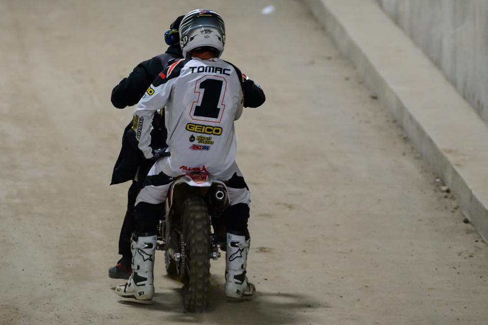 <strong>250 Words:</strong><br /> Tomac on the Hunt