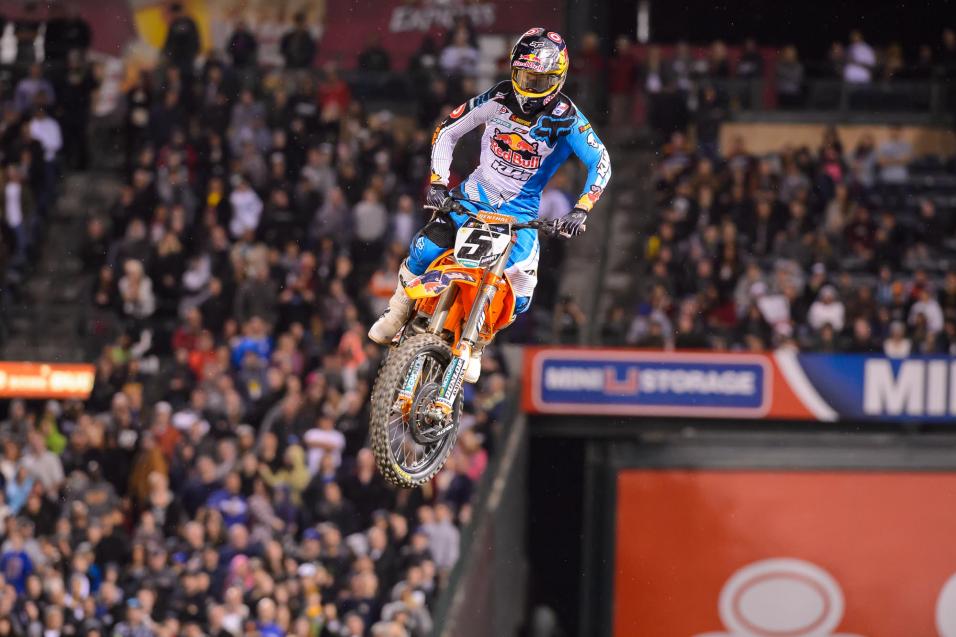 Racer X<br /> <strong>Race Report:</strong> Anaheim 3