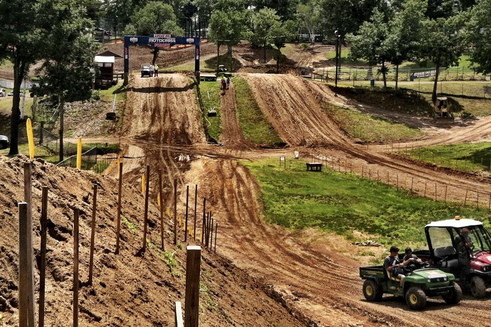Racer X Films: Friday Pit Pass
