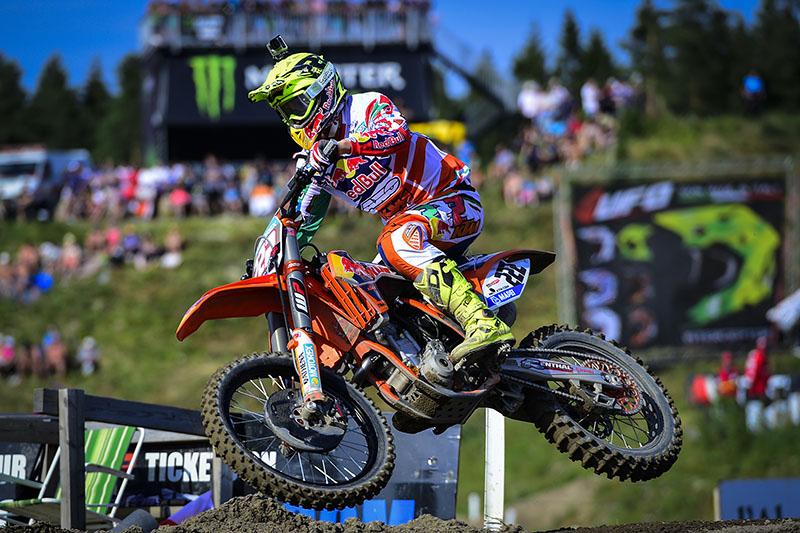 Antonio Cairoli leads MXGP Class.