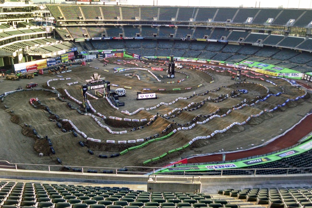 Race Day Feed: Oakland
