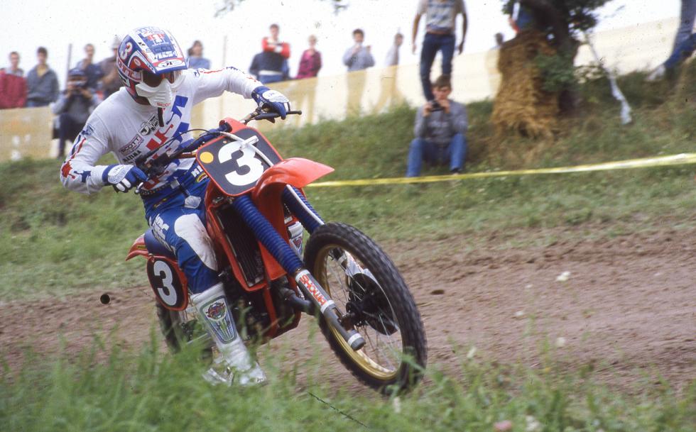 The Dogger himself, Ronnie Lechien, passed an astonishing forty-nine riders on his works Honda 125 in the first thirty-minute moto.