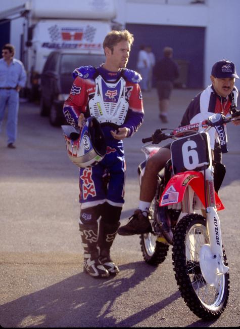 Steve Lamson was part of Team USA’s loss in Slovakia in 1995, but he would avenge himself one year later in Spain. And yes, that’s all-time great mechanic Mike “Goose” Gosselaar holding his bike and sporting a Magnum, P.I.-esque ‘stache.