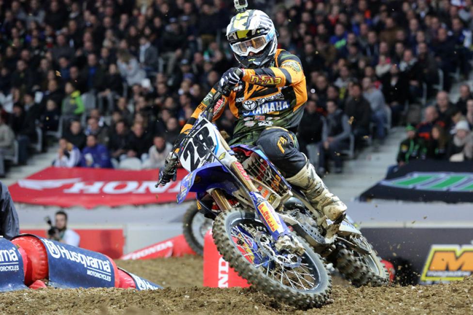 Peick snuck into the lead after a chaotic first lap and held strong before arm pump set in.