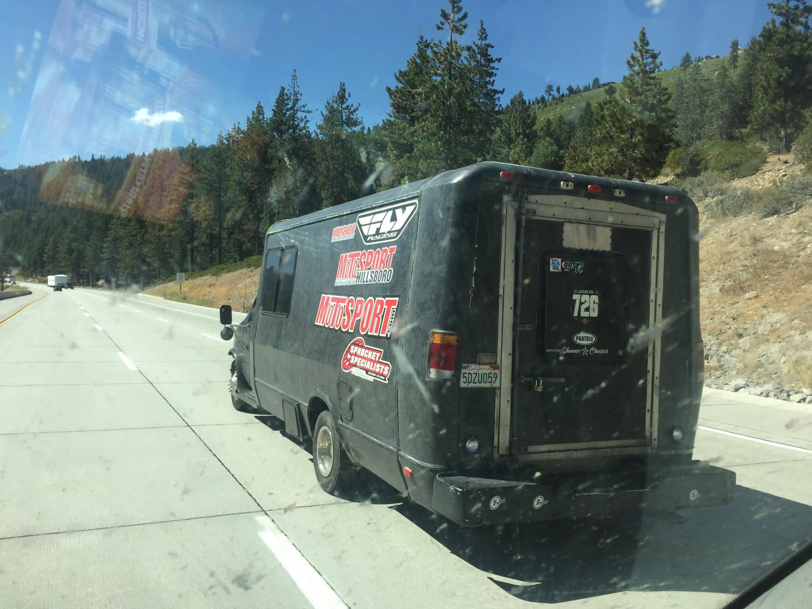 Stank Bus.