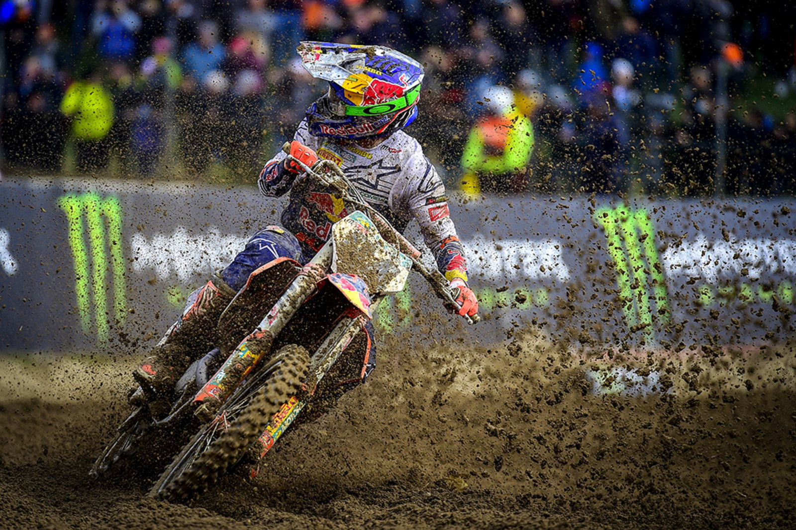 450 Words: Febvre, Herlings Split, Gajser Pushed Back