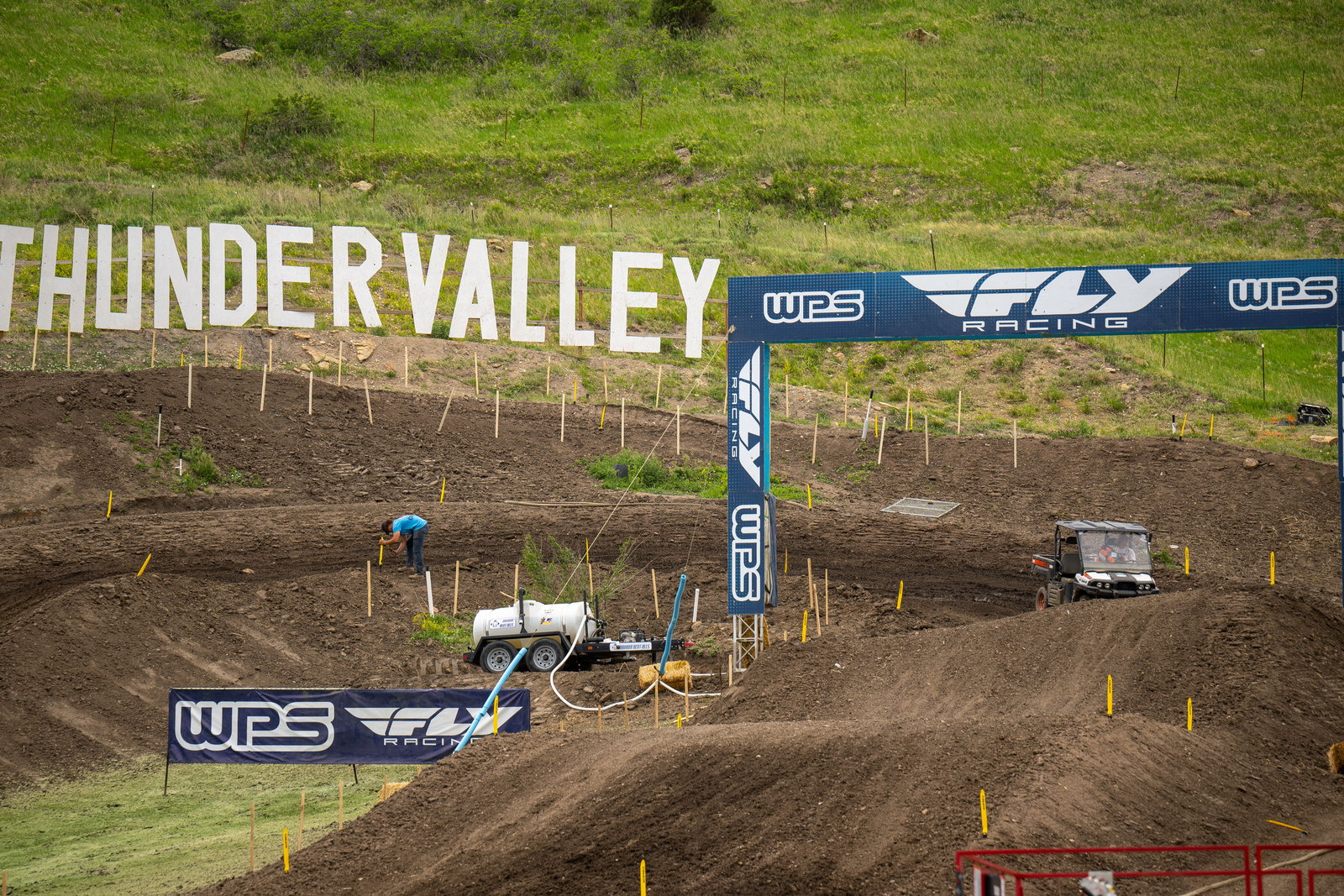Race Day Feed: Thunder Valley