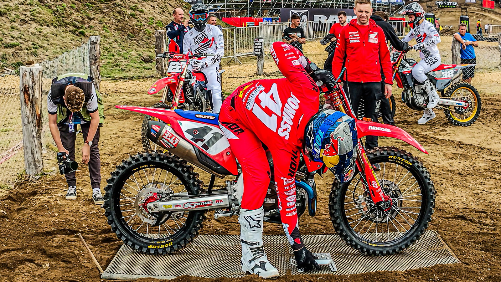 jonas41