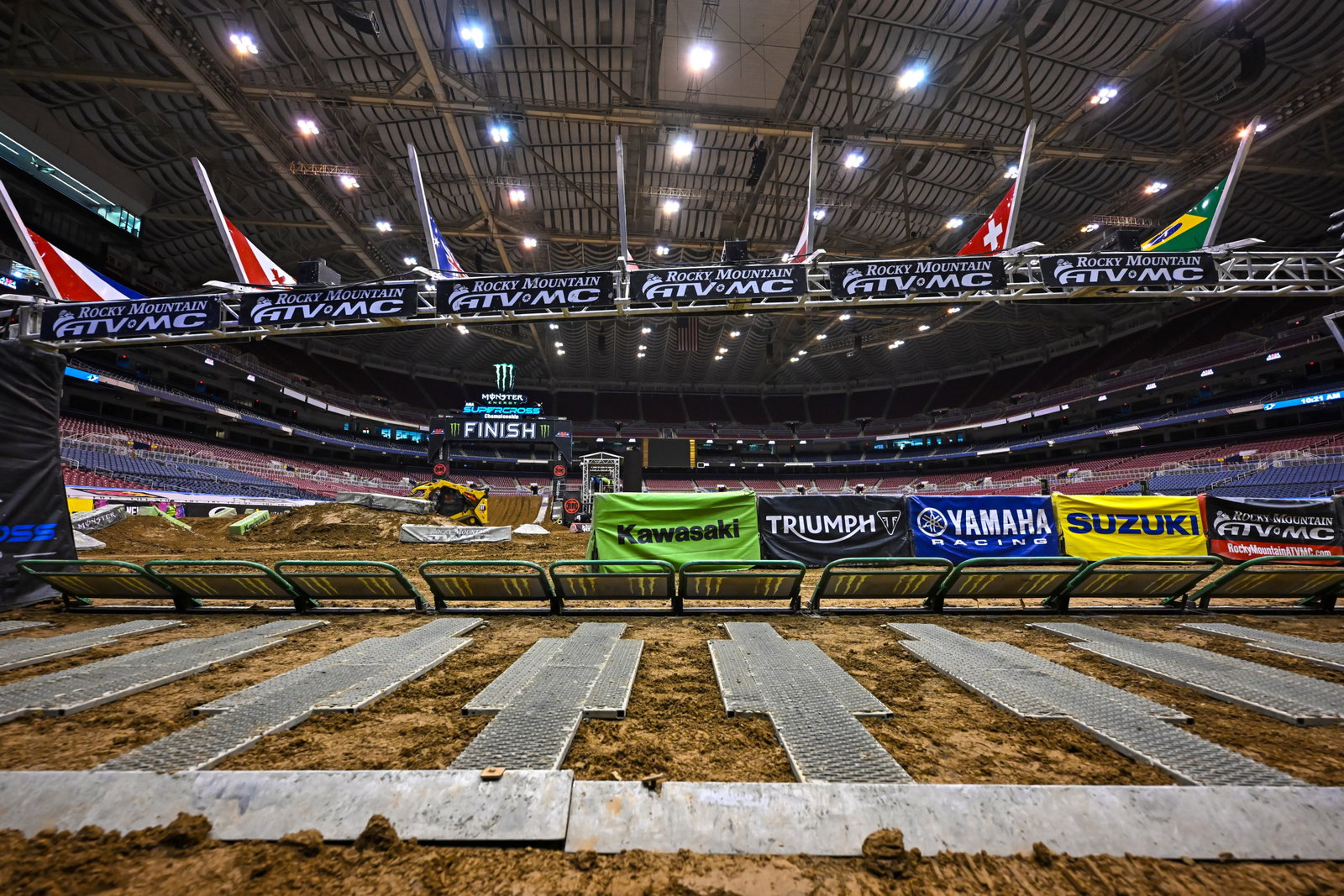 Race Day Feed: St. Louis