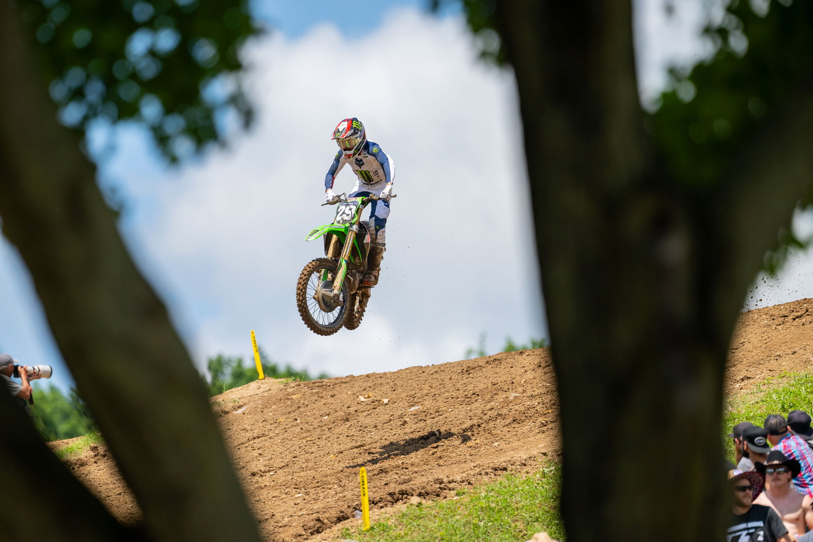 250 Words: Masterful Ride
