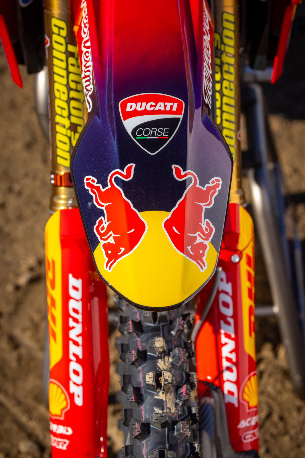 26_TLD_RED BULL DUCATI_BIKE DETAILS_14