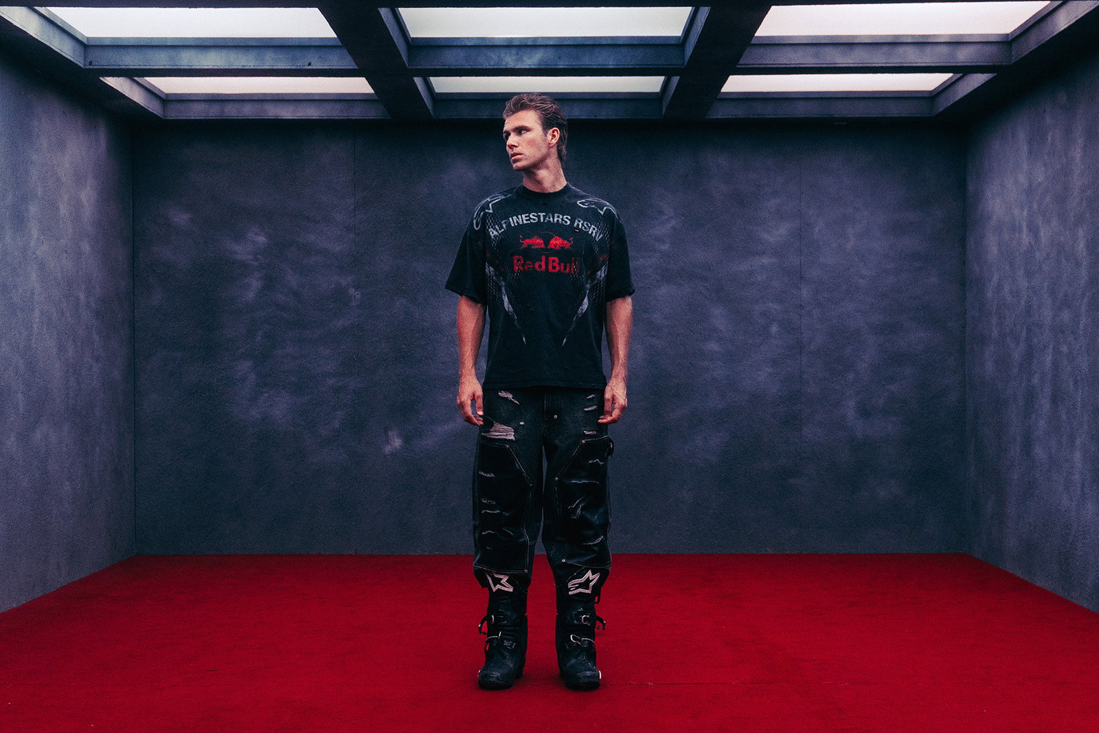 ALPINESTARSRSRV_REDBULL_ECOMM_IMAGE_WEB_01