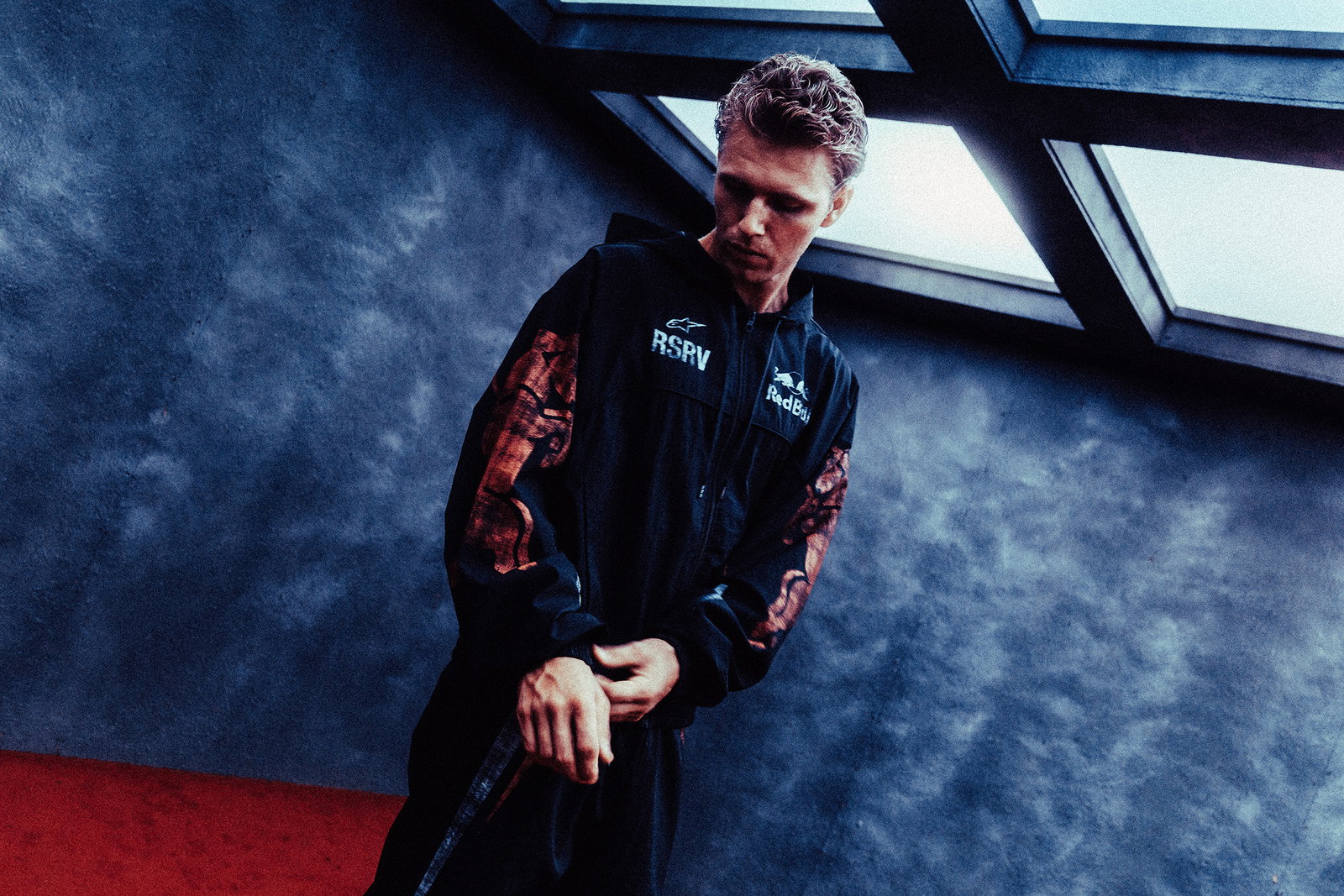 ALPINESTARSRSRV_REDBULL_ECOMM_IMAGE_WEB_17