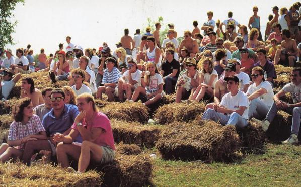 Red Bud crowds--big then, big now.