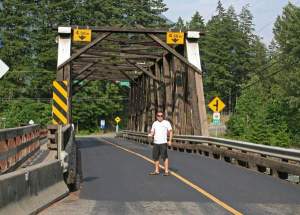 This is my buddy Fireman Ron posing in front of the same bridge that Sylvester Stallone walked on when filming First Blood. We stopped in the town of Hope, BC to check it out. This might have been the coolest thing all weekend. Check out pulpmx.com for a shot of Sly walking and then compare it to Ron. This was also the high point of Ron's weekend as he broke his ankle the next day.
