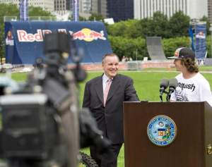 Renner and the mayor hang out in front of the Red Bull ramp in Chicago.