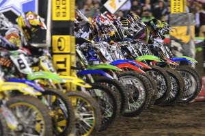 The 450cc class gets under way in San Francisco.