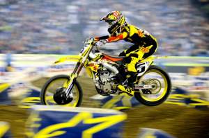 Ryan Dungey still holds a points lead, but it's dwindling race-by-race.