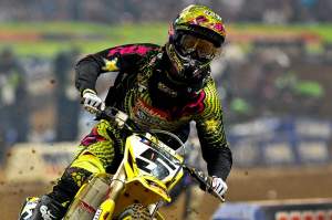 Ryan Dungey claims victory in all the maddness that was St. Louis Supercross 2010. 