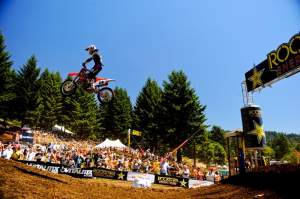 Kevin Windham signed on for two more years with GEICO Honda.