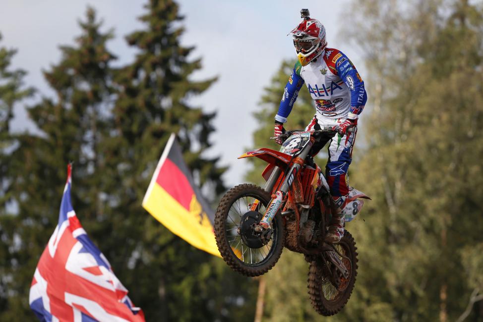 Cairoli was one of a few 450 riders to drop down to the 250. 