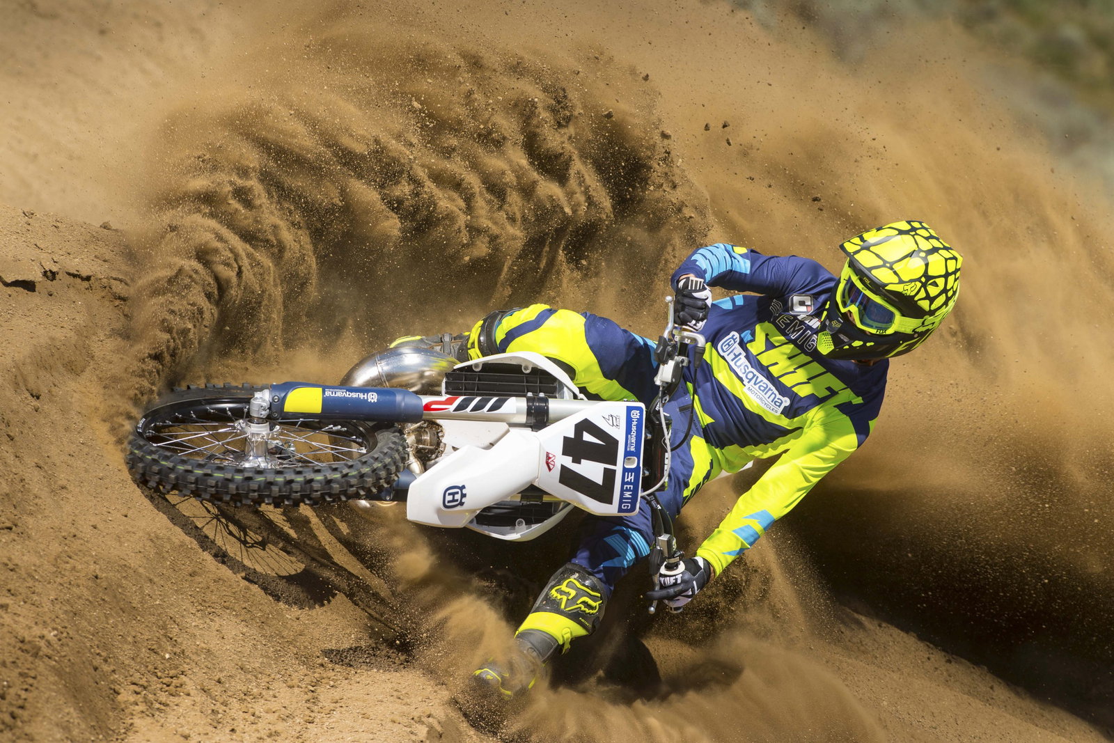 Between the Motos: Jeff Emig - Racer X