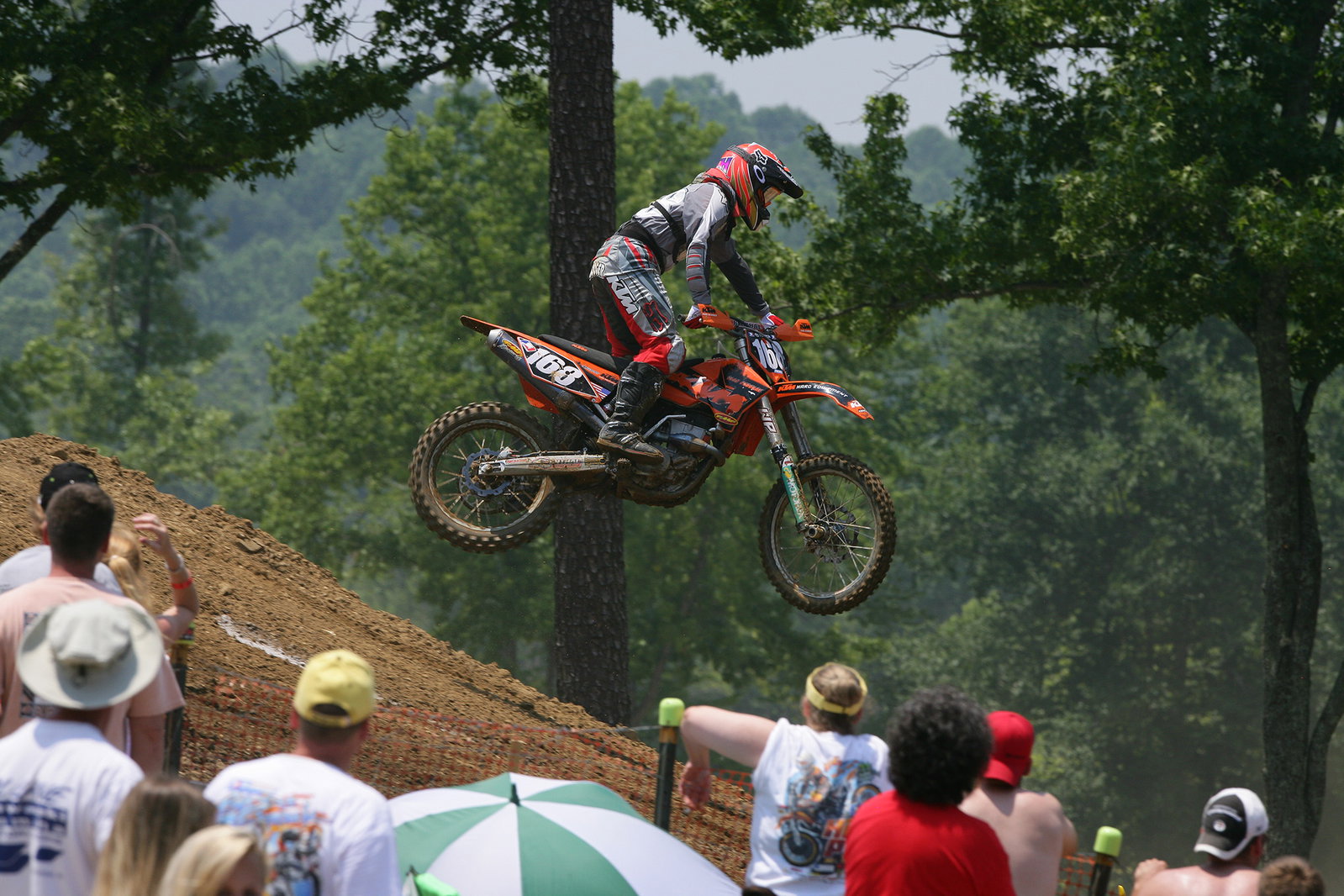 Osborne's best result as a rookie was a 15th overall at the first round at Hangtown. His results dwindled as the season wore on.
