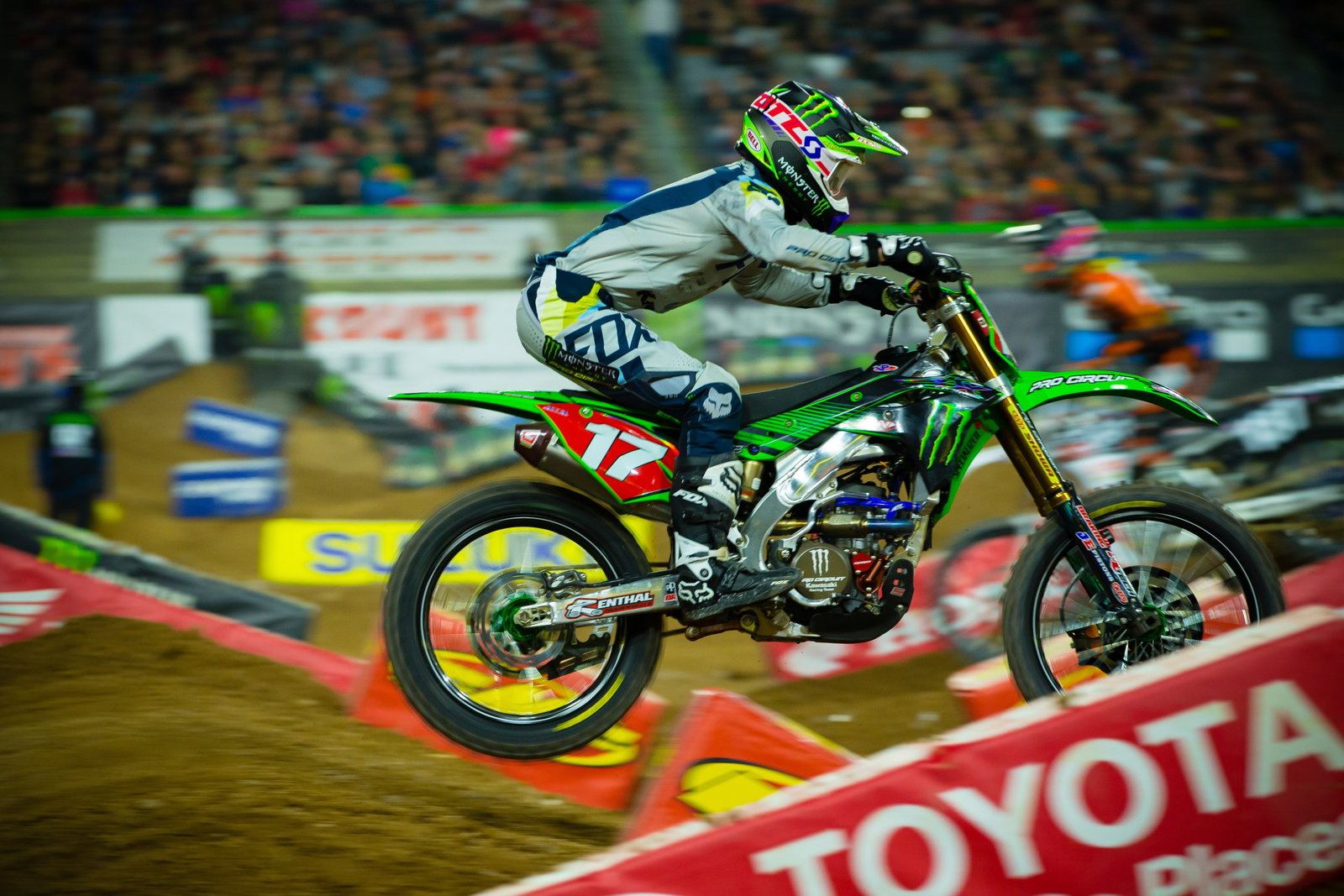 After Savatgy tied for first place in points with McElrath at Anaheim 2, both riders gave up the red plate to Plessinger after Glendale.