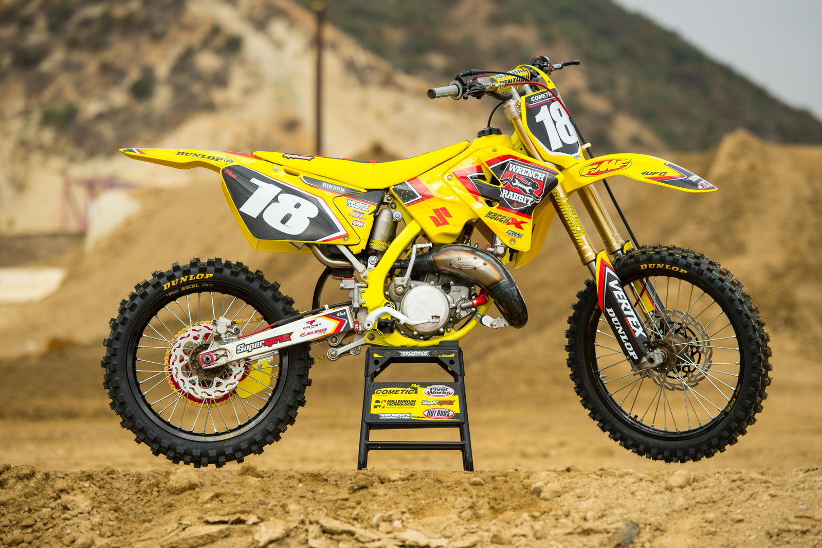 Racer X Films: 2004 Suzuki RM125 Build - Racer X
