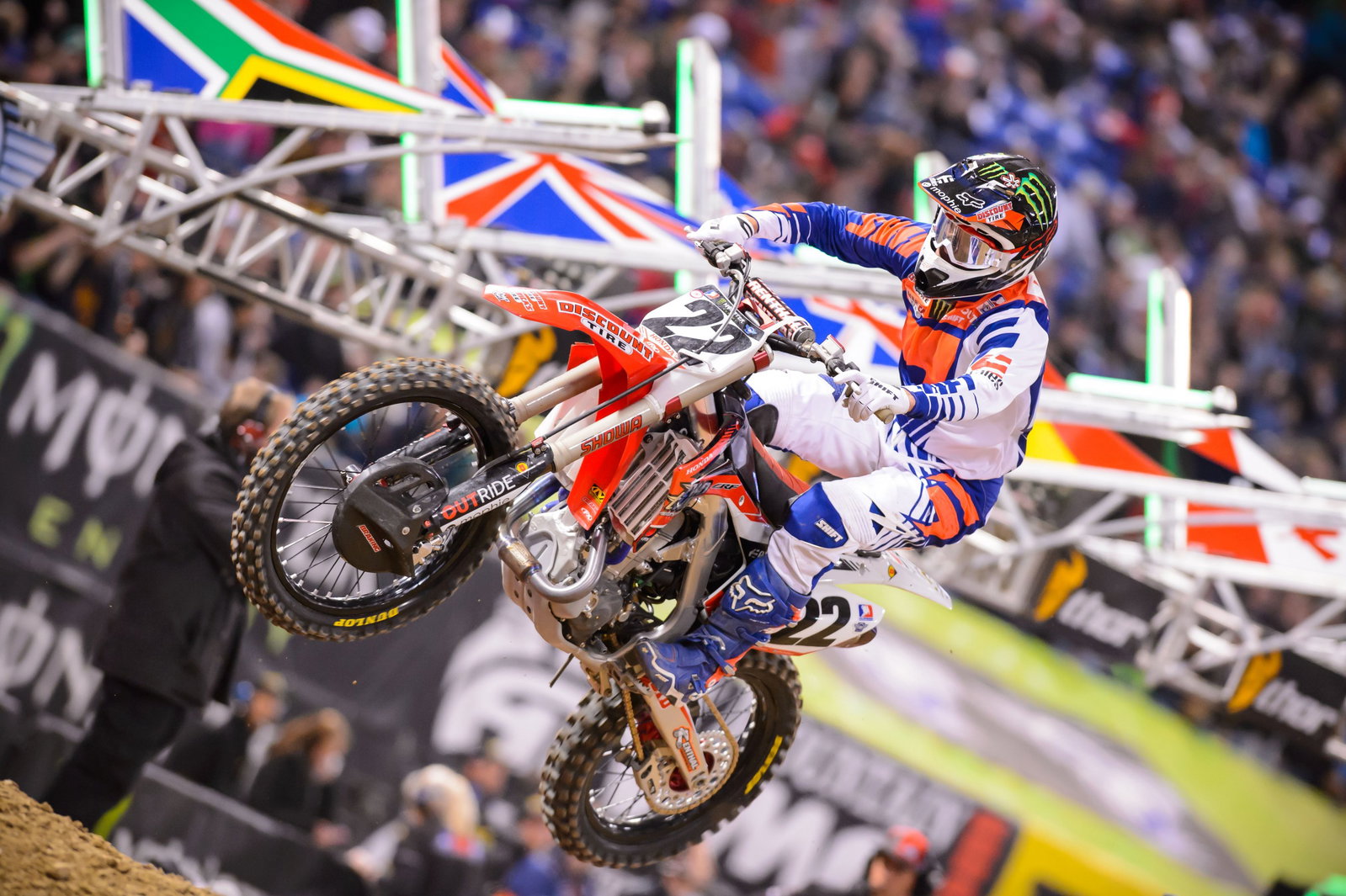 Missing only one main event, Reed finished out the 2013 supercross season in fifth place overall.