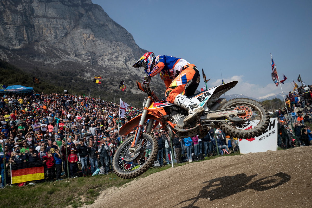 Herlings took first place in Italy, with Desalle and Cairoli rounding out the podium.