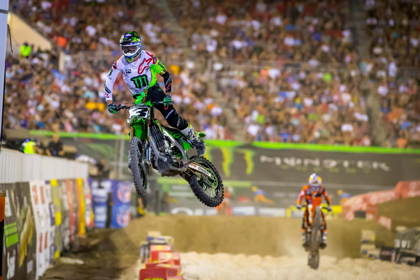 Sign of the (Lap) Times: Las Vegas