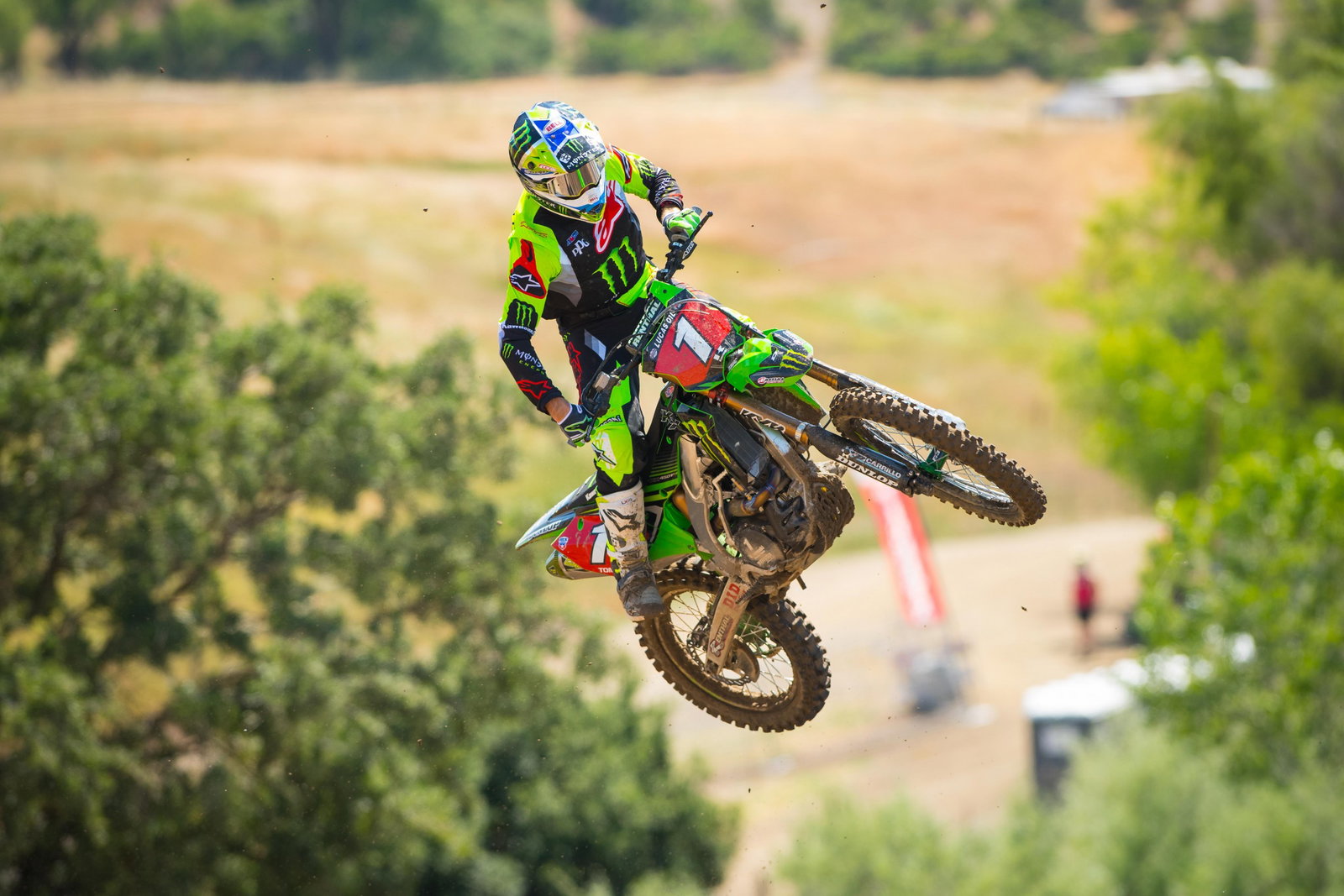 Tomac will return this season as the defending 450 Class champion.