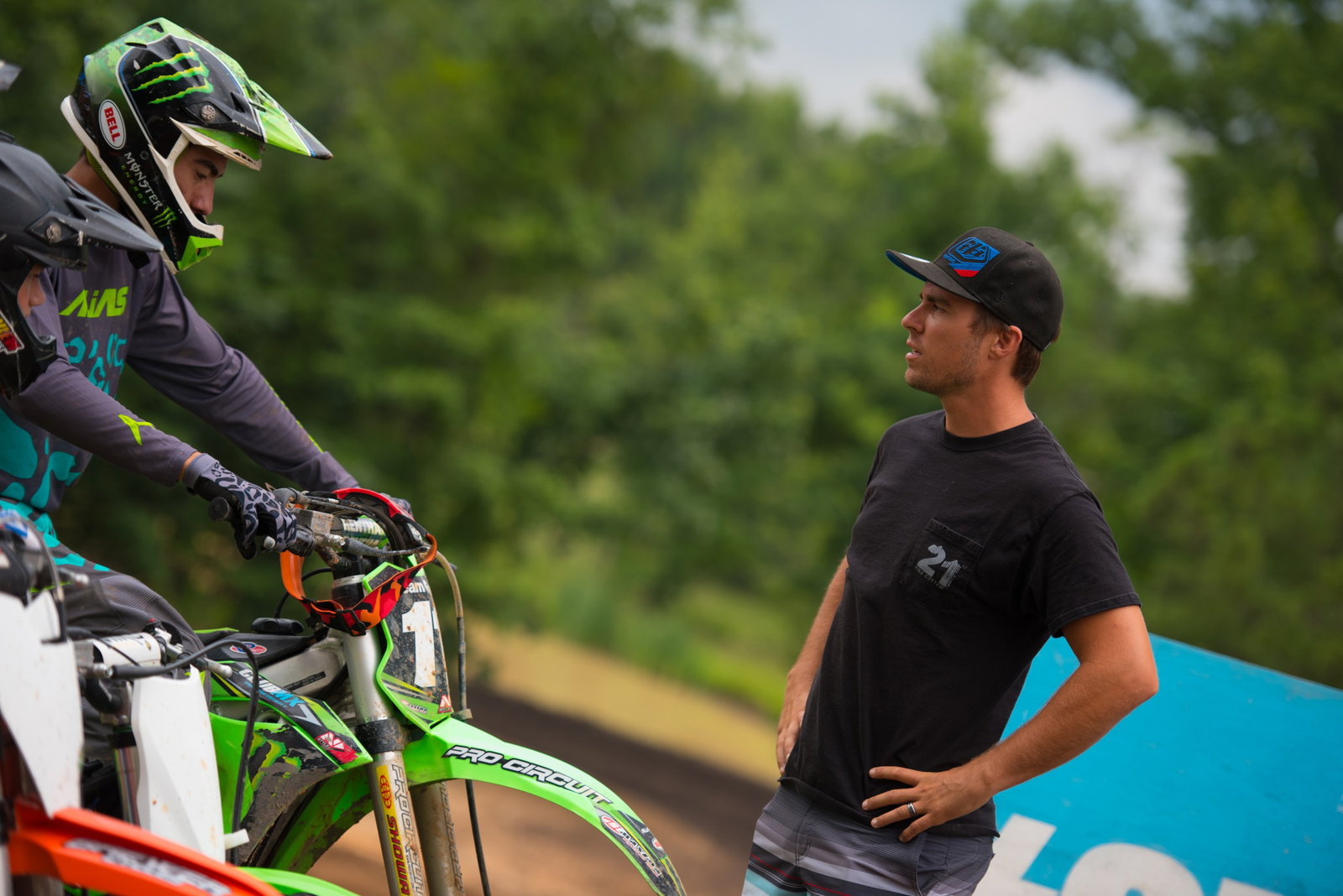 Amateurs in the grind.