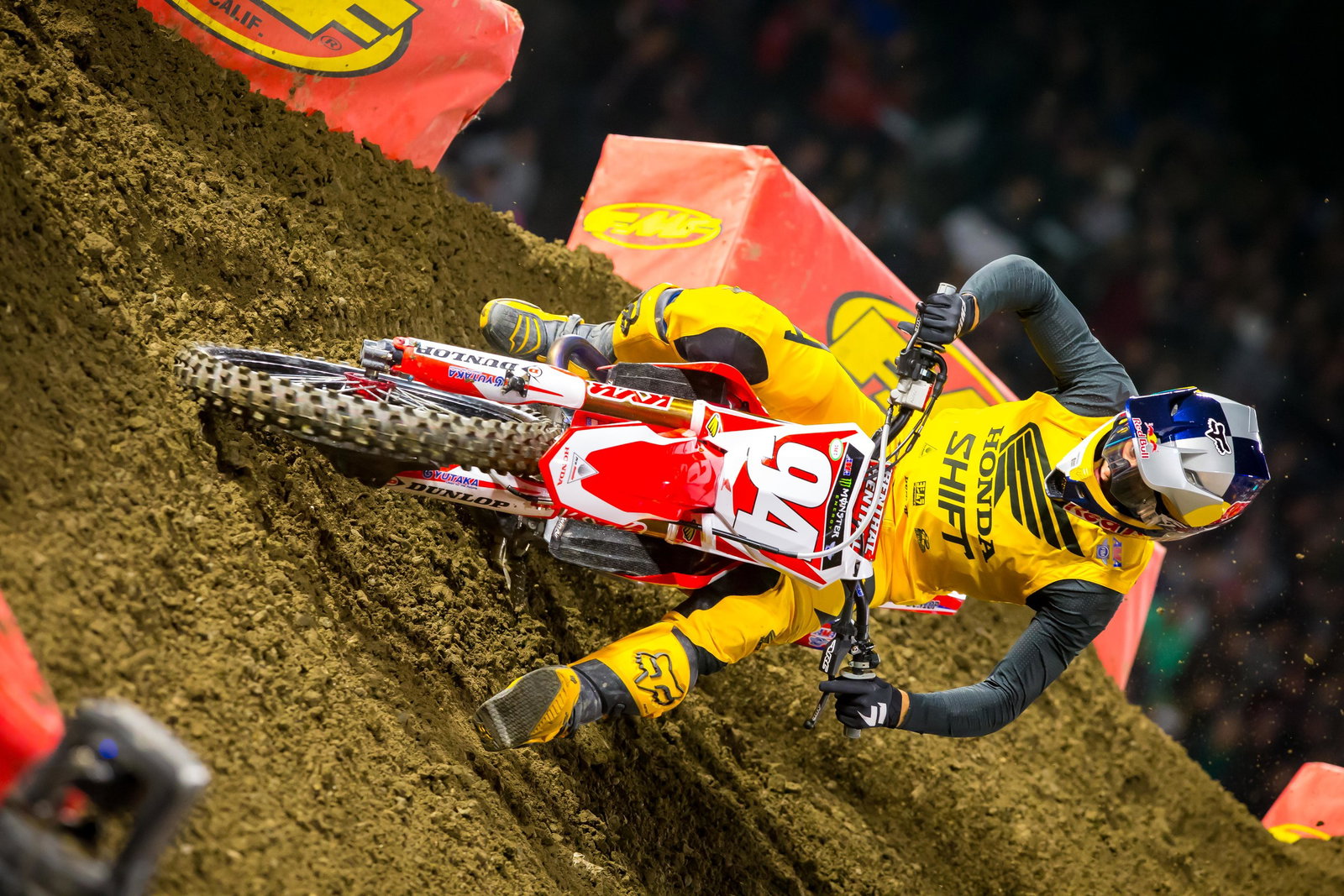 This photo was from Anaheim 2 2017, the last time that Roczen had the red plates.