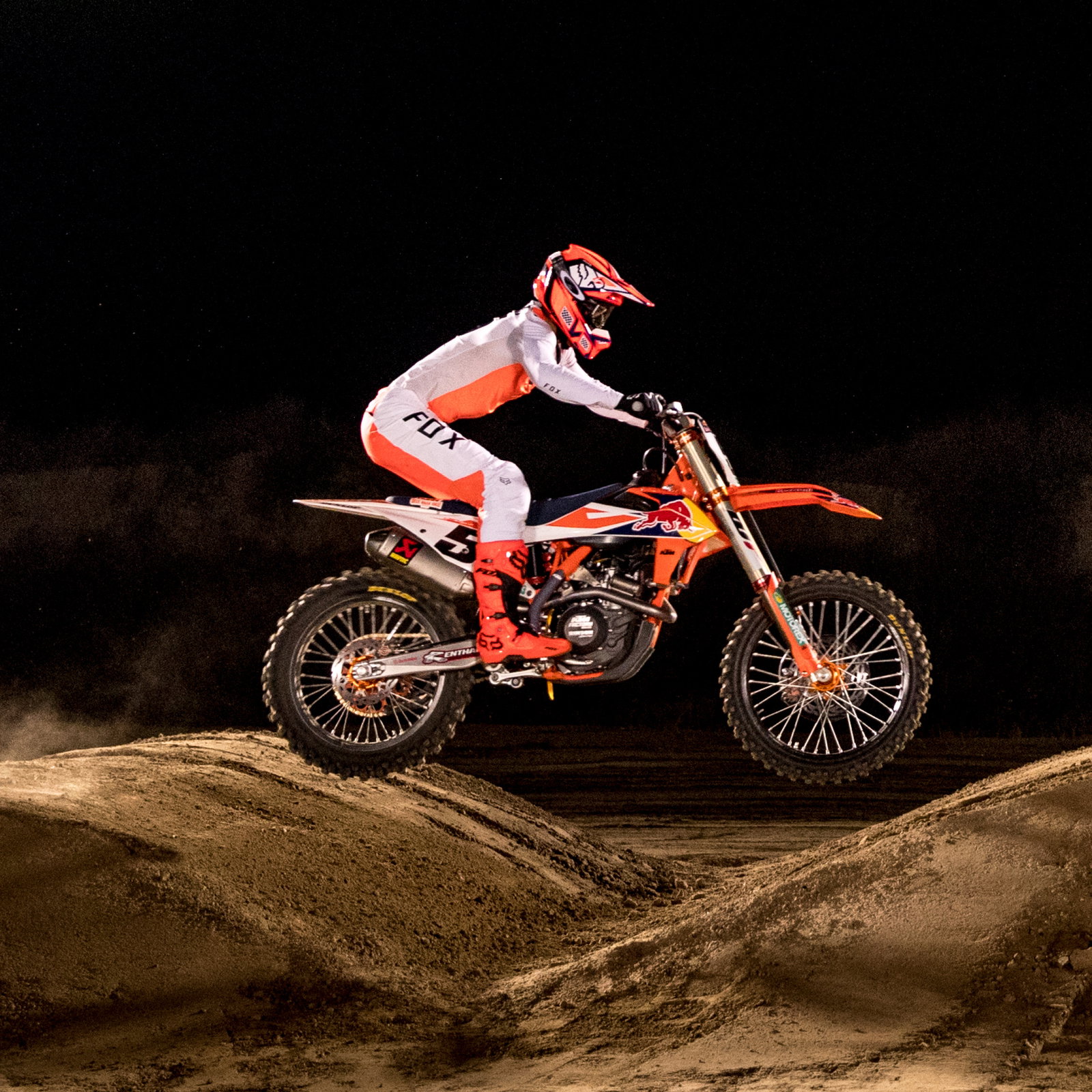 Fox Racing Debuts Redesigned Flexair and 360 Racewear Collections