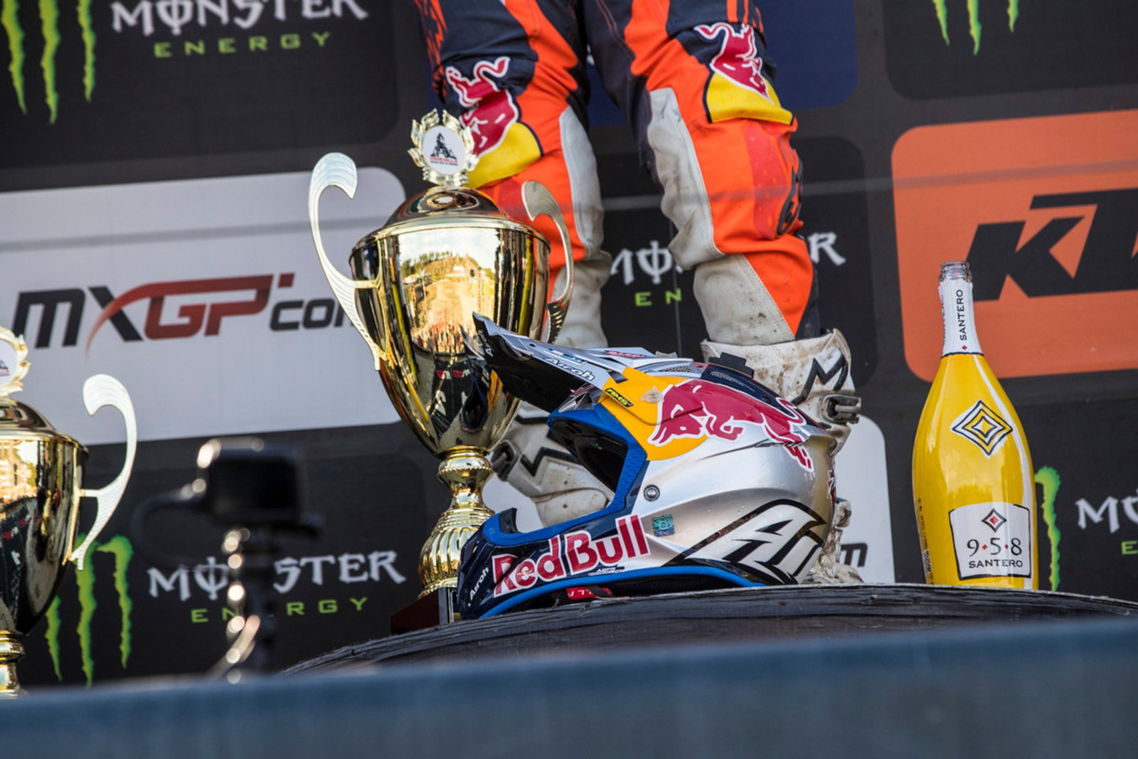 450 Words: KTM’s Side of Team France
