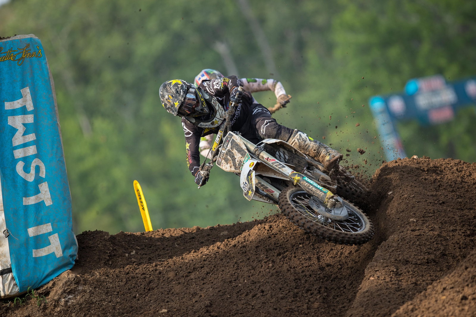 Save of the Day: Loretta Lynn's 1