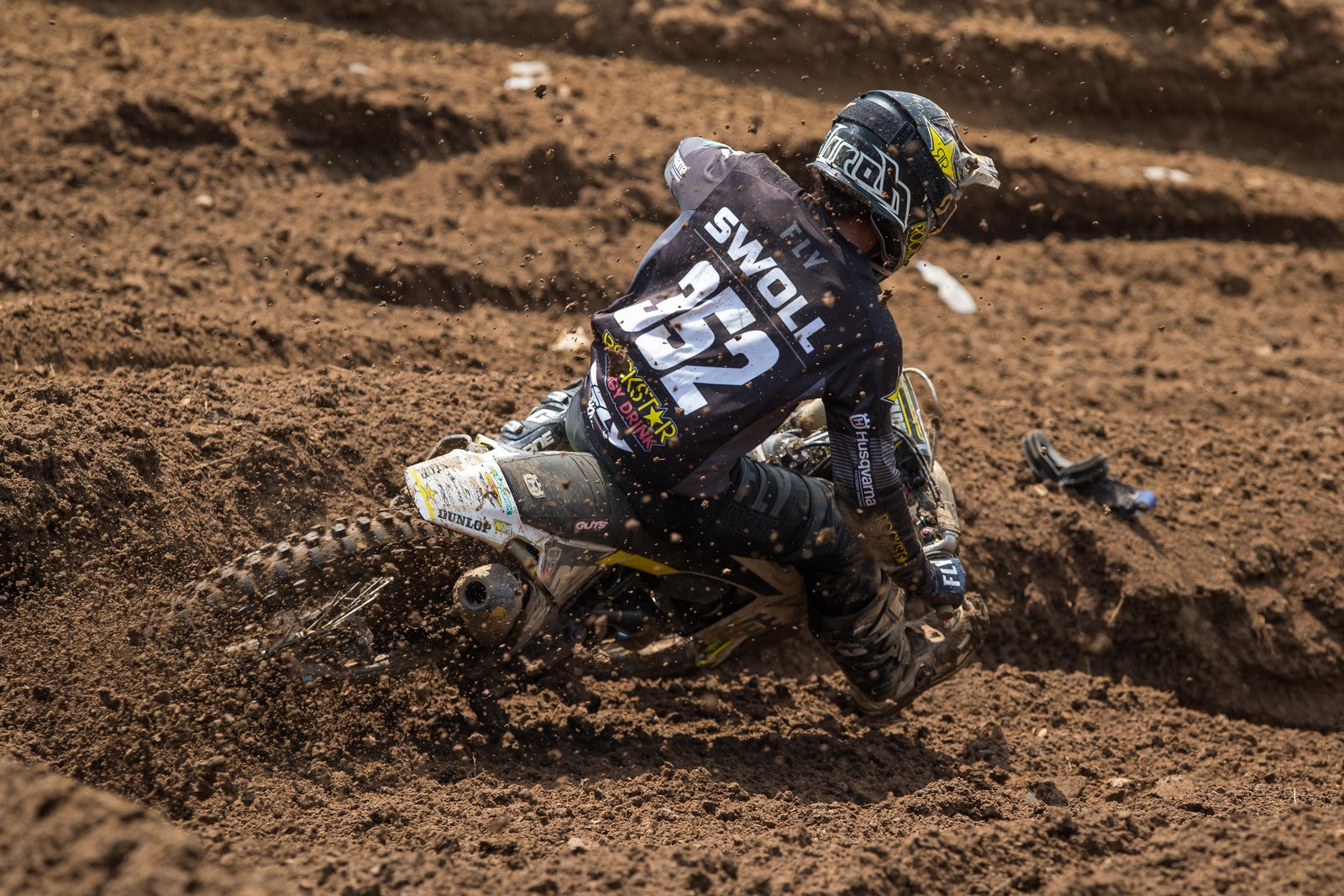 Jalek Swoll Out for Loretta's 2