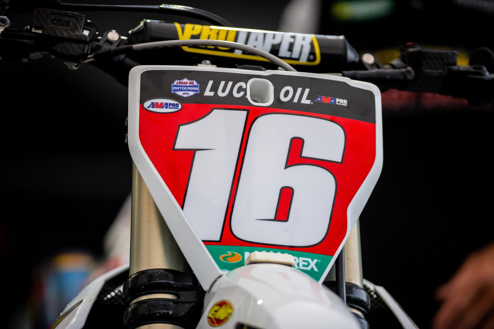 Zach Osborne carries the red backgrounds on his bike for the first time in his 450 class career.