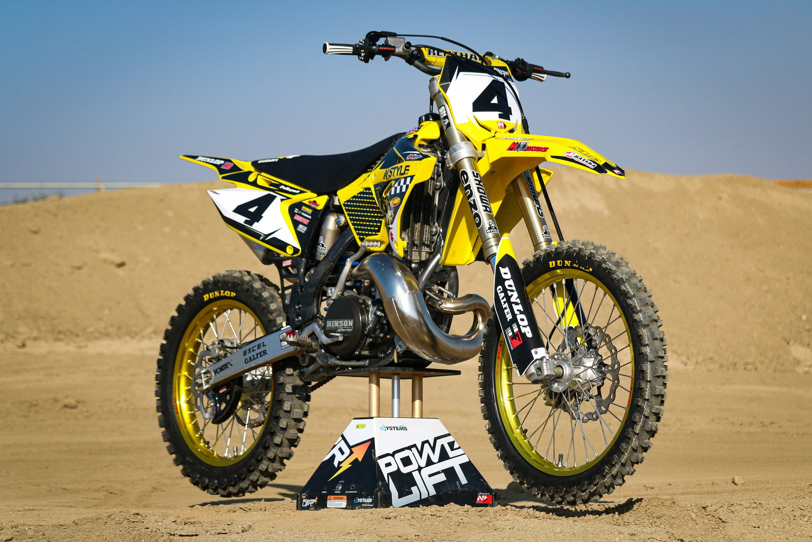 Racer X Films: 2005 Suzuki RM250 Garage Build