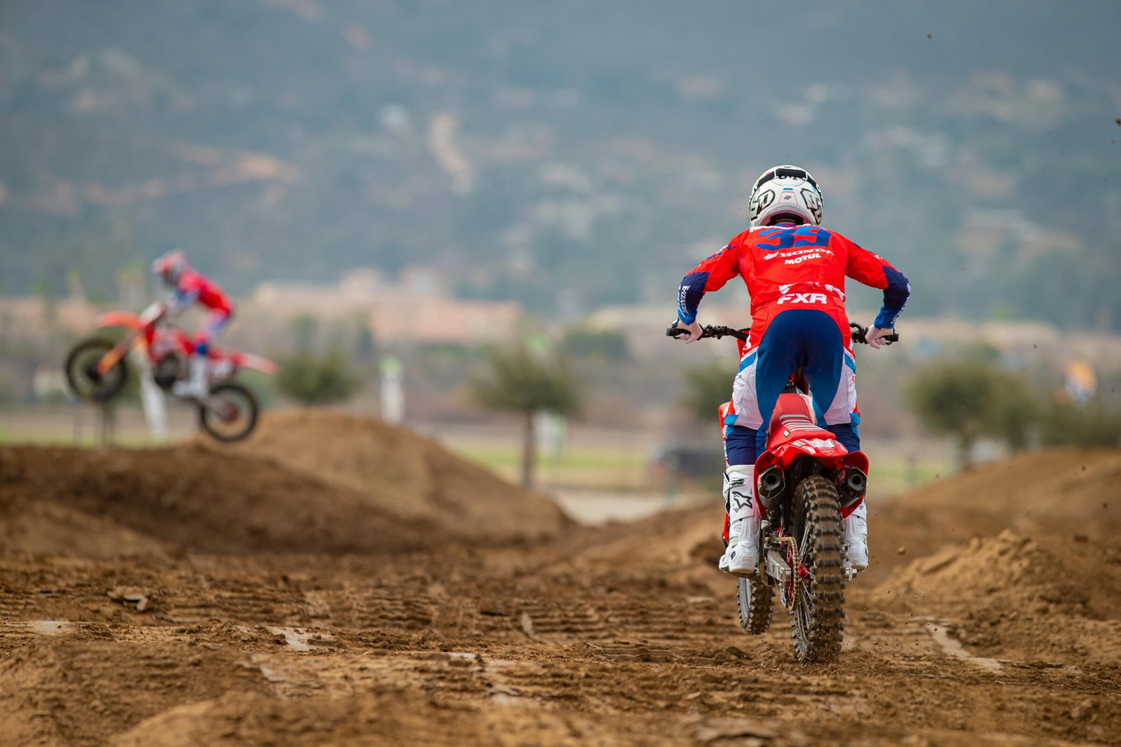 21_CHAP_HONDA_OWENSCE8U439902