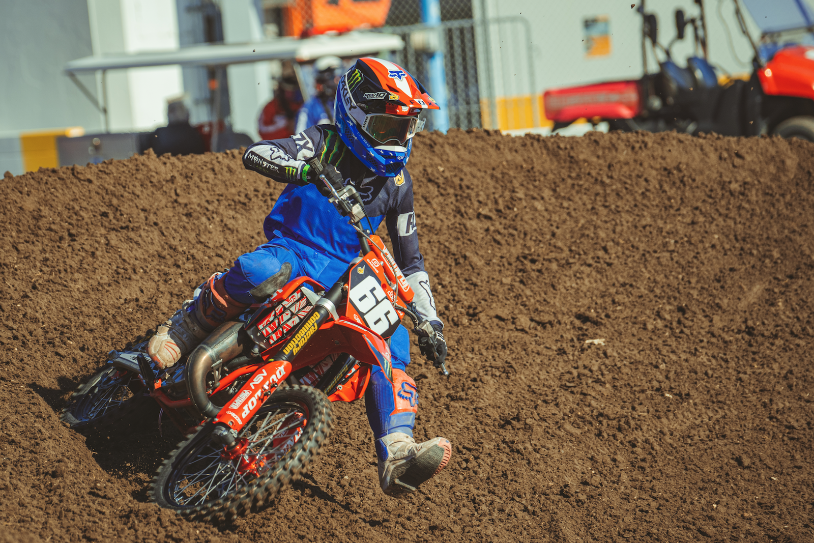 250 Words: RCSX and Vintage Day Race Report