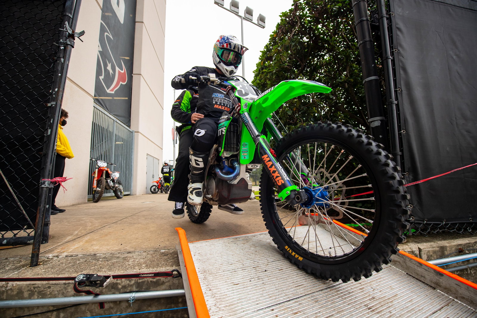 Privateer Profile: Weege and Matthes On the Privateer Teams