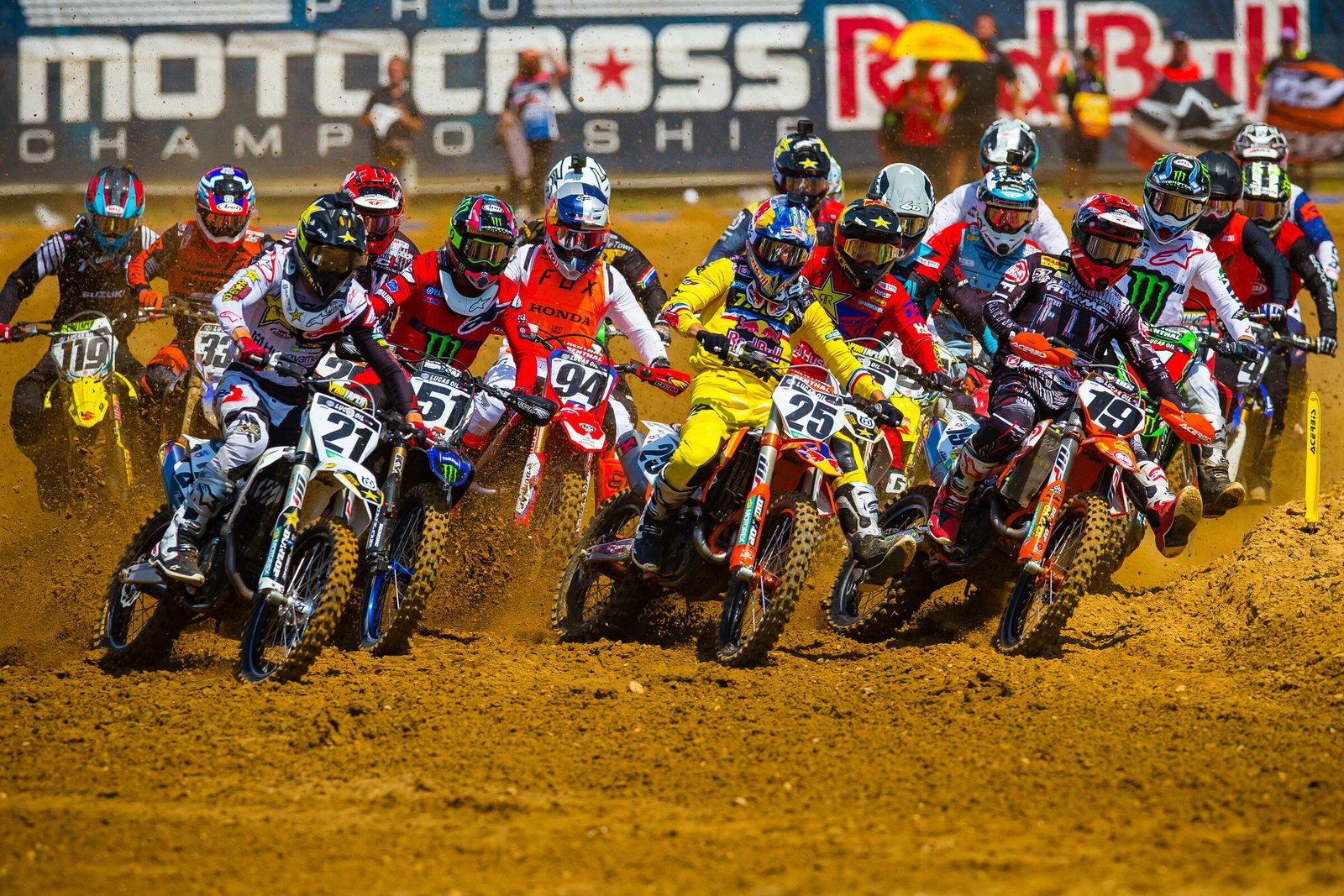 A 450 Class start at the 2019 Budds Creek National.