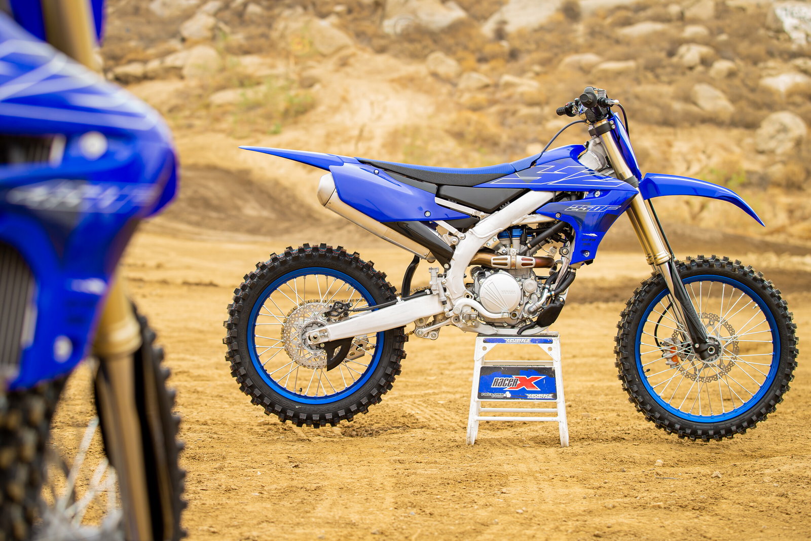 First Ride on the 2022 Yamaha YZ250F | Differences from 2021 Model
