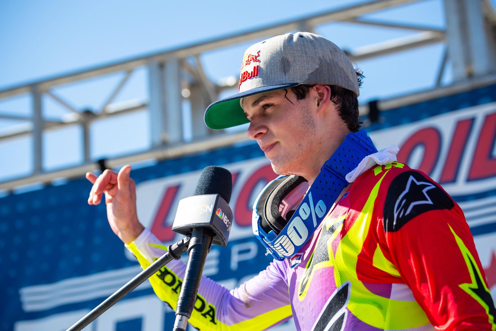Open Mic: Jett Sweeps Again