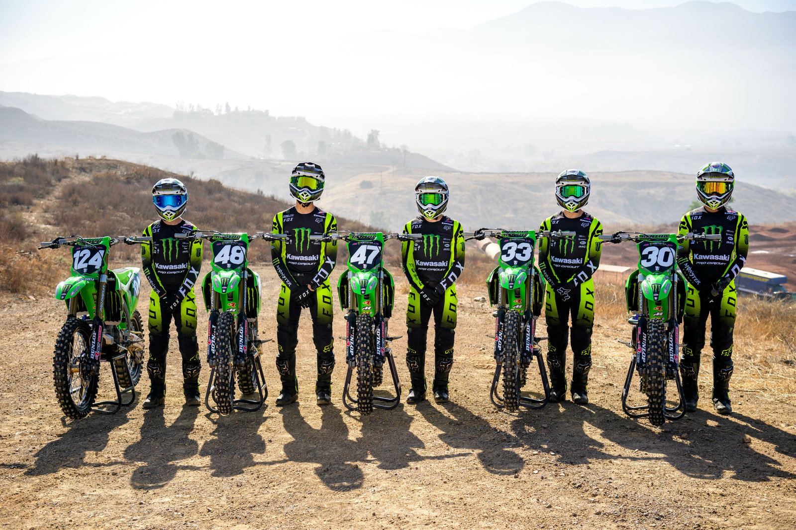 Photo Gallery: 2022 Monster Energy/Pro Circuit Kawasaki Team Shoot