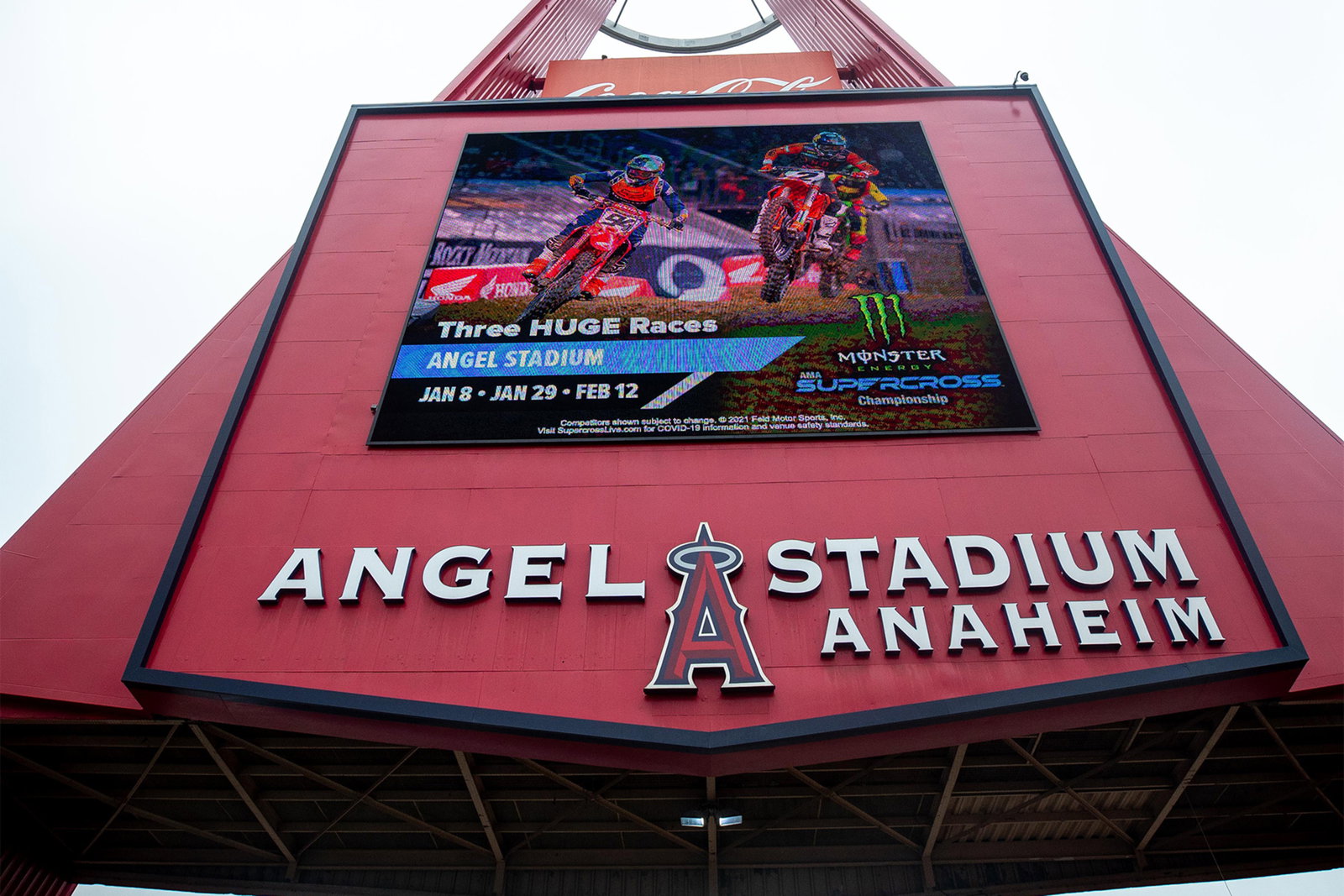 Race Day Feed: Anaheim 1