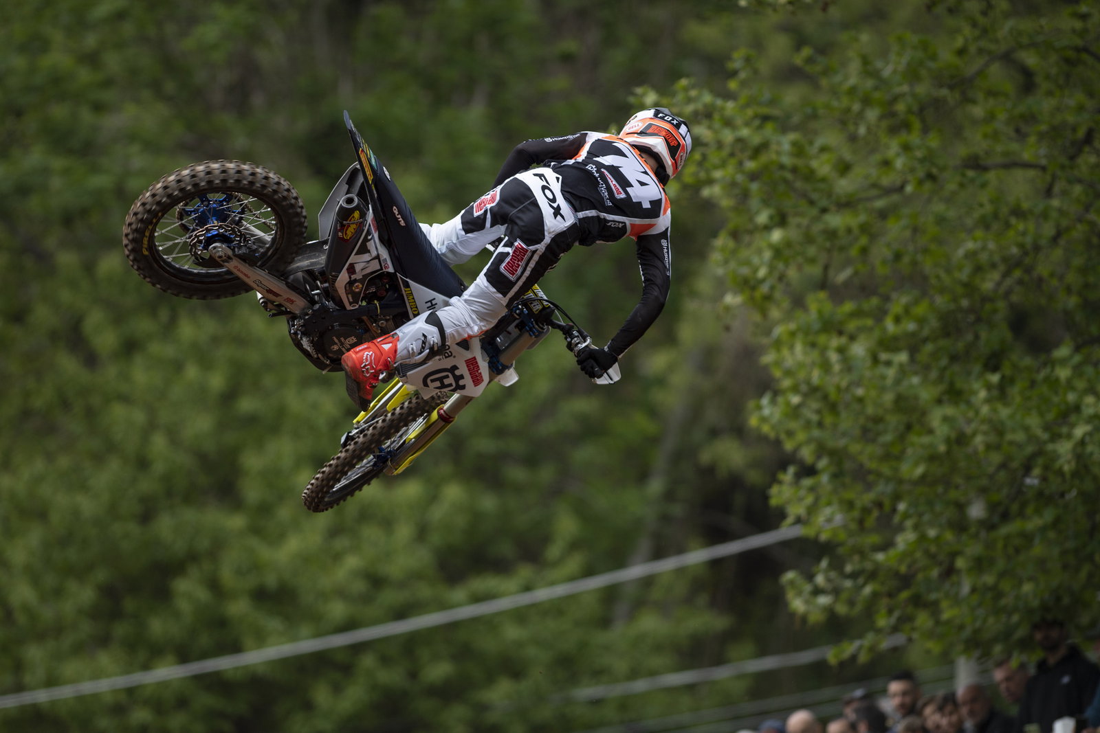Kay de Wolf Suffers Broken Hand in Cycling Accident, Out for MXGP of Sardegna